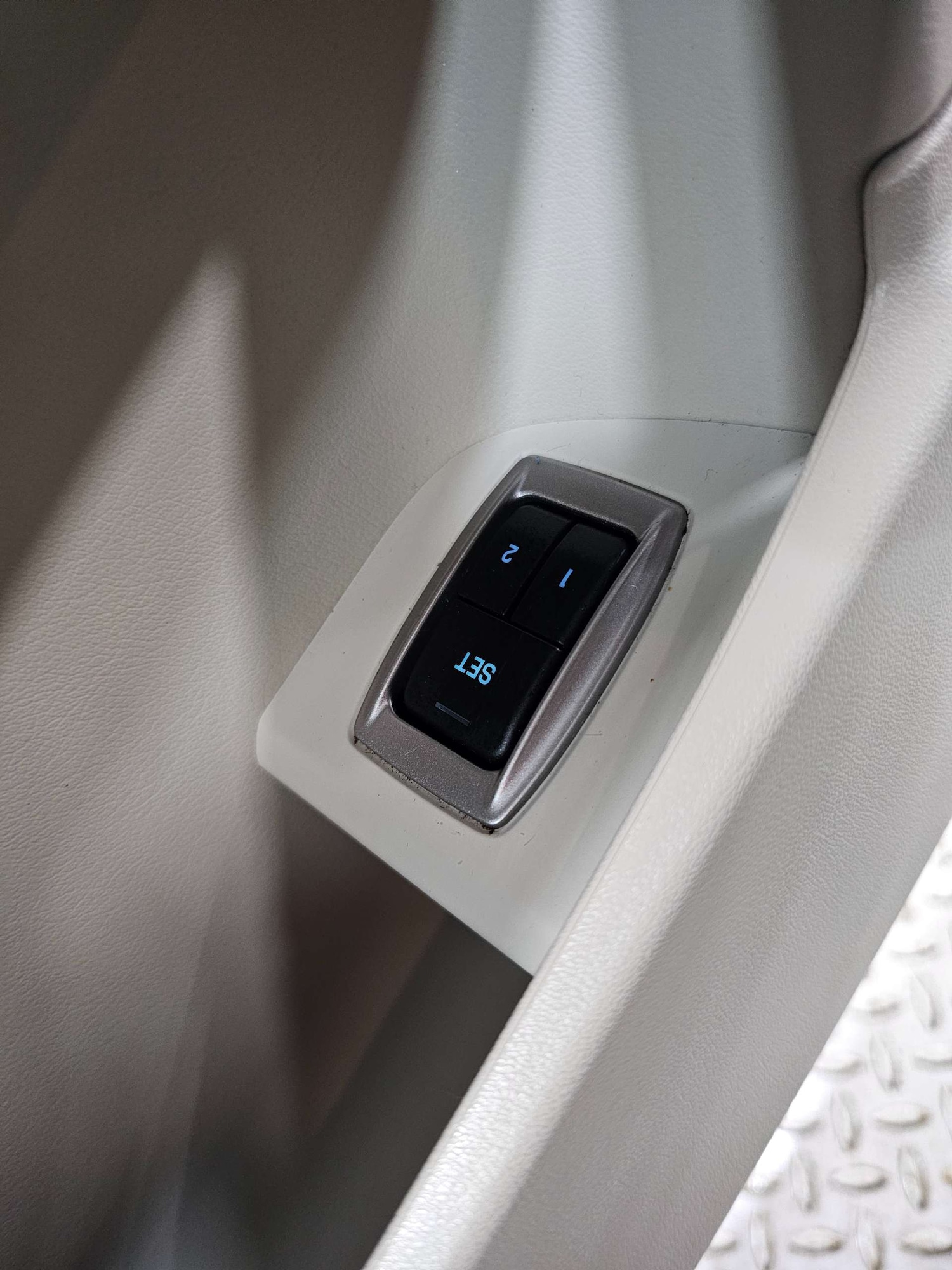 Used Jaguar XF 2015 for sale - 76972313: Photo 54