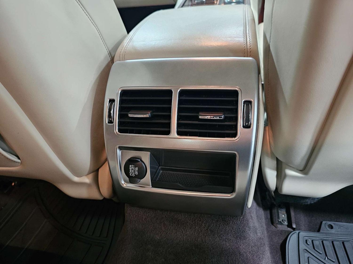 Used Jaguar XF 2015 for sale - 76972313: Photo 57