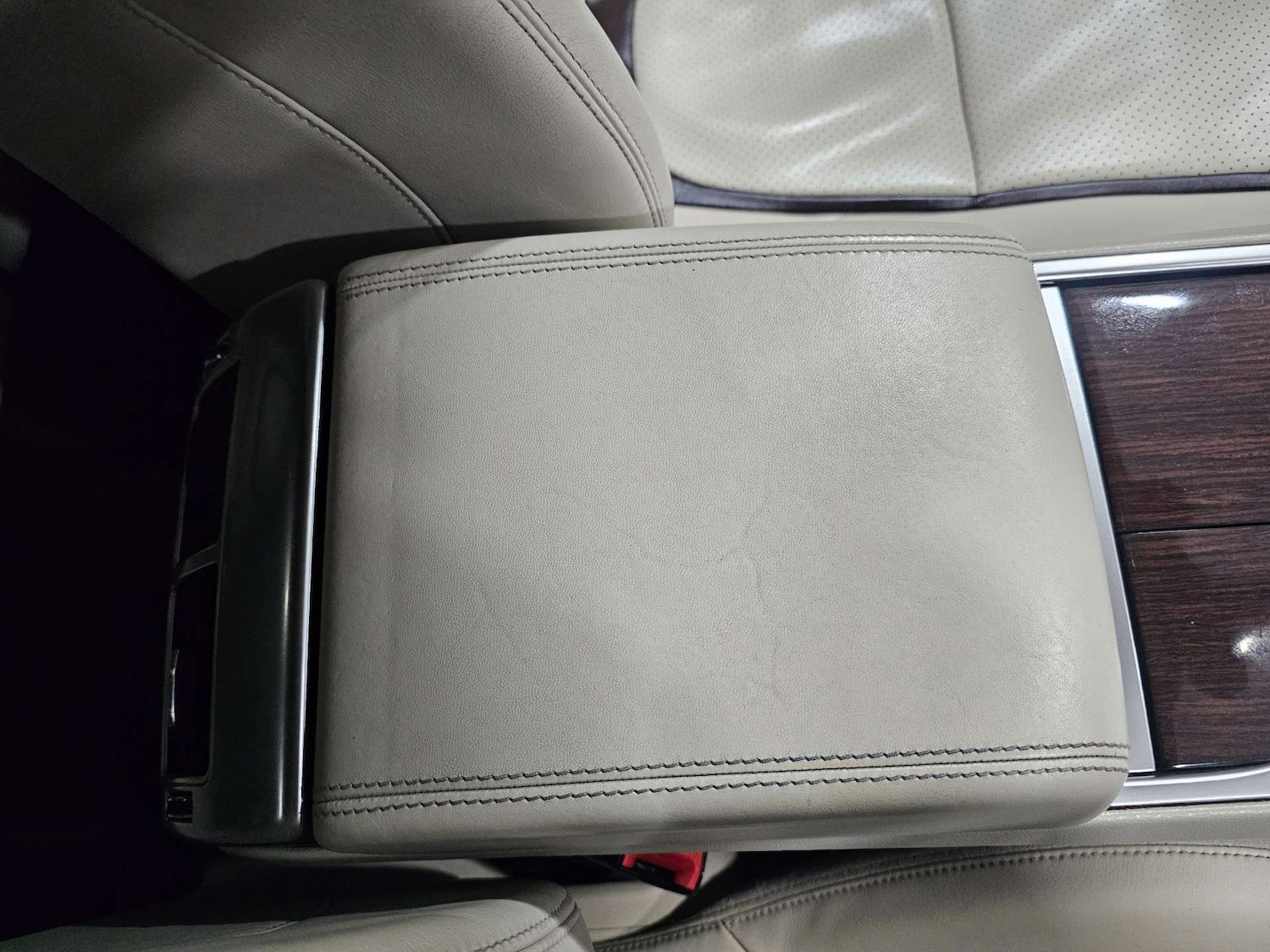 Used Jaguar XF 2015 for sale - 76972313: Photo 77