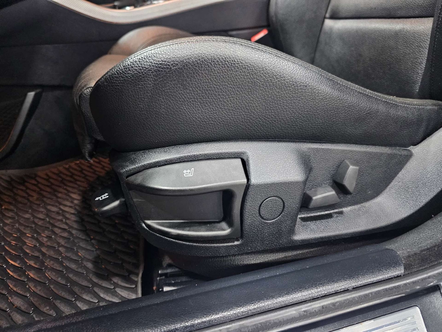 Used BMW 5 Series 2013 for sale - 76972467: Photo 89