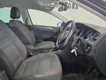 Used Volkswagen Golf 2019 for sale - 79023166: Photo