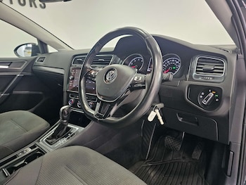 Used Volkswagen Golf 2019 for sale - 79023166: Photo