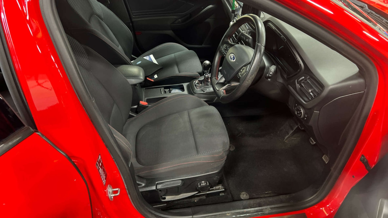 Used Ford Focus 2018 for sale - 76972486: Photo 9