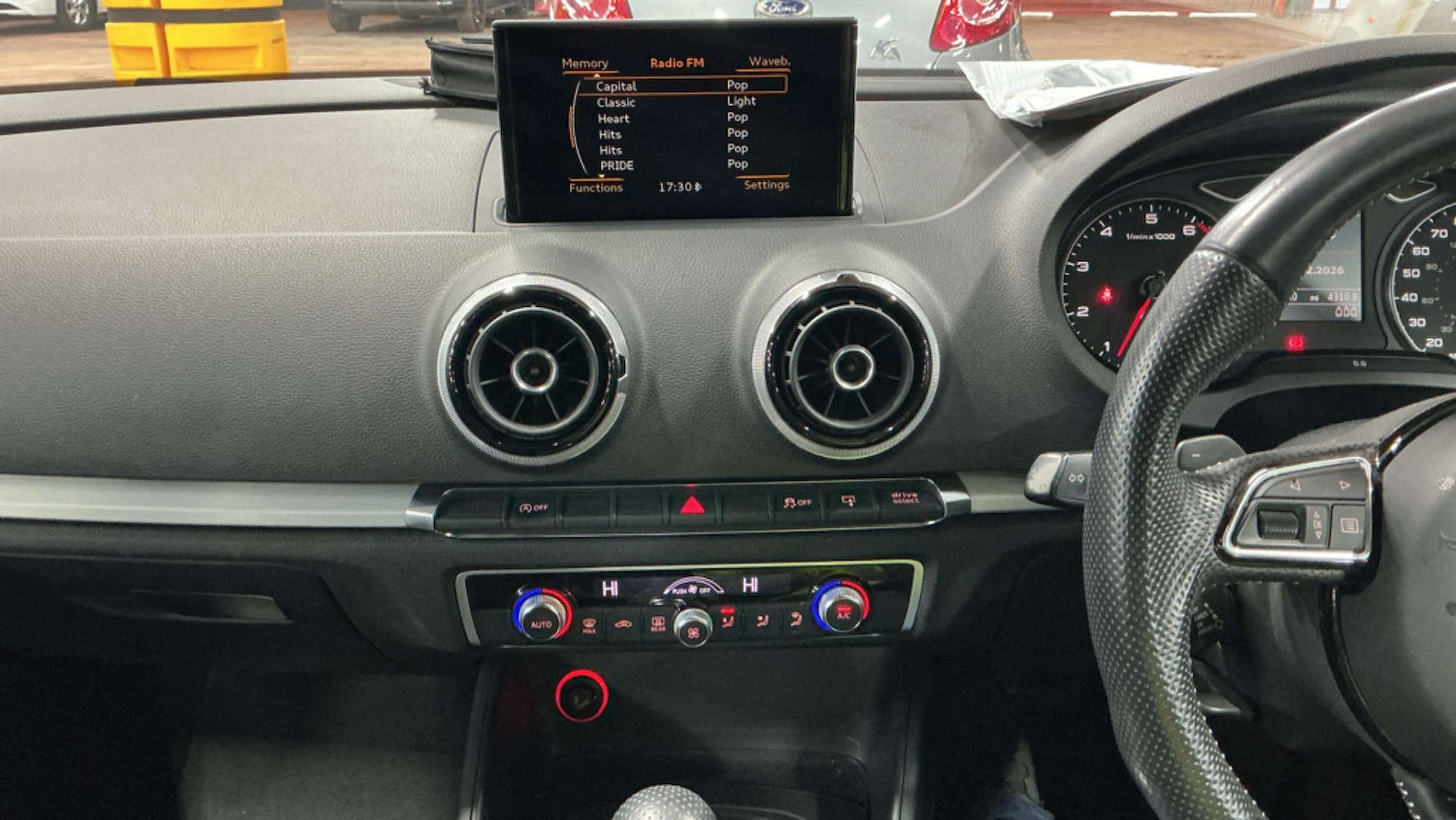 Used Audi A3 2014 for sale - 77601955: Photo 14