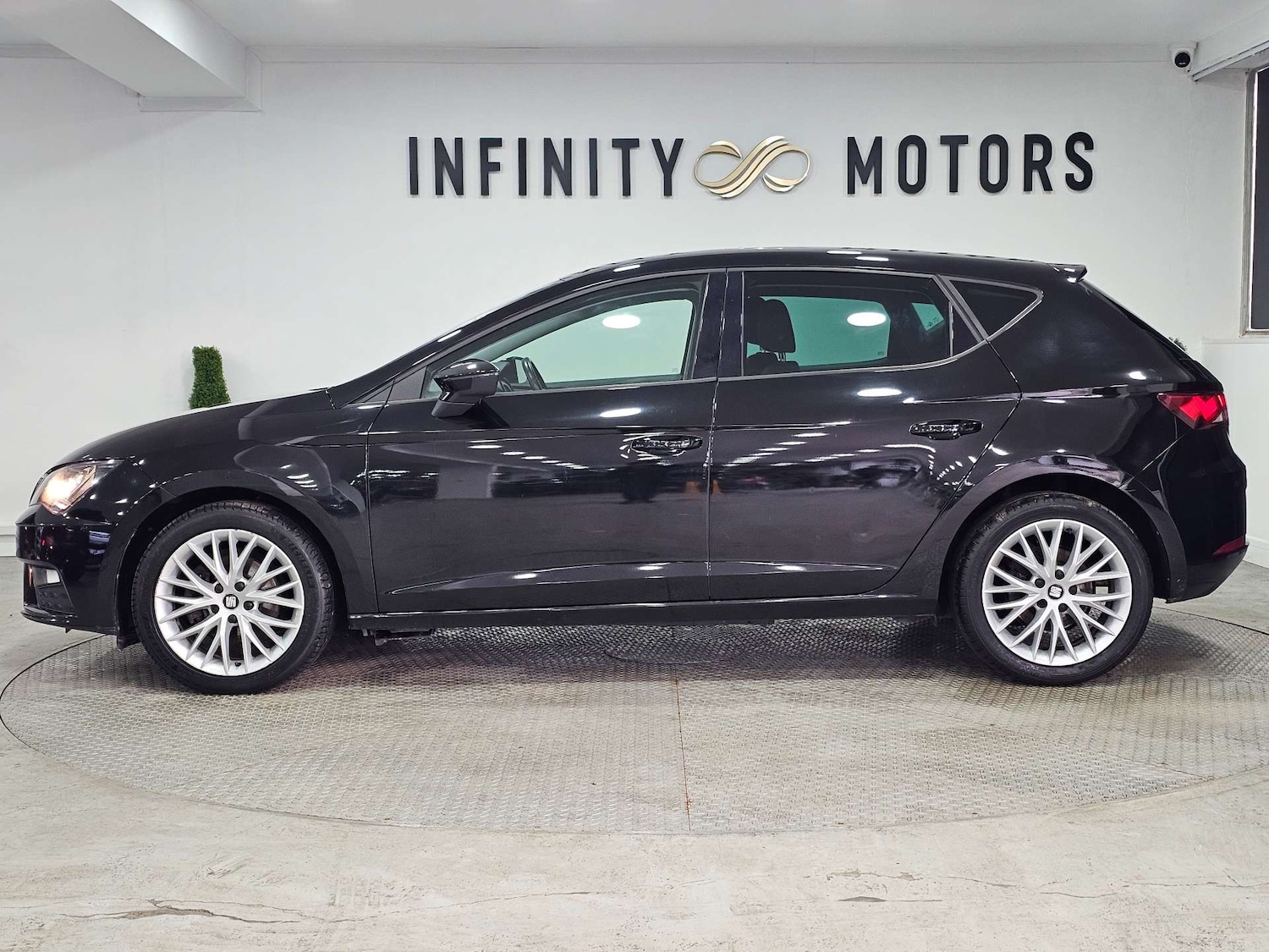 Used SEAT Leon 2019 for sale - 77022390: Photo 20