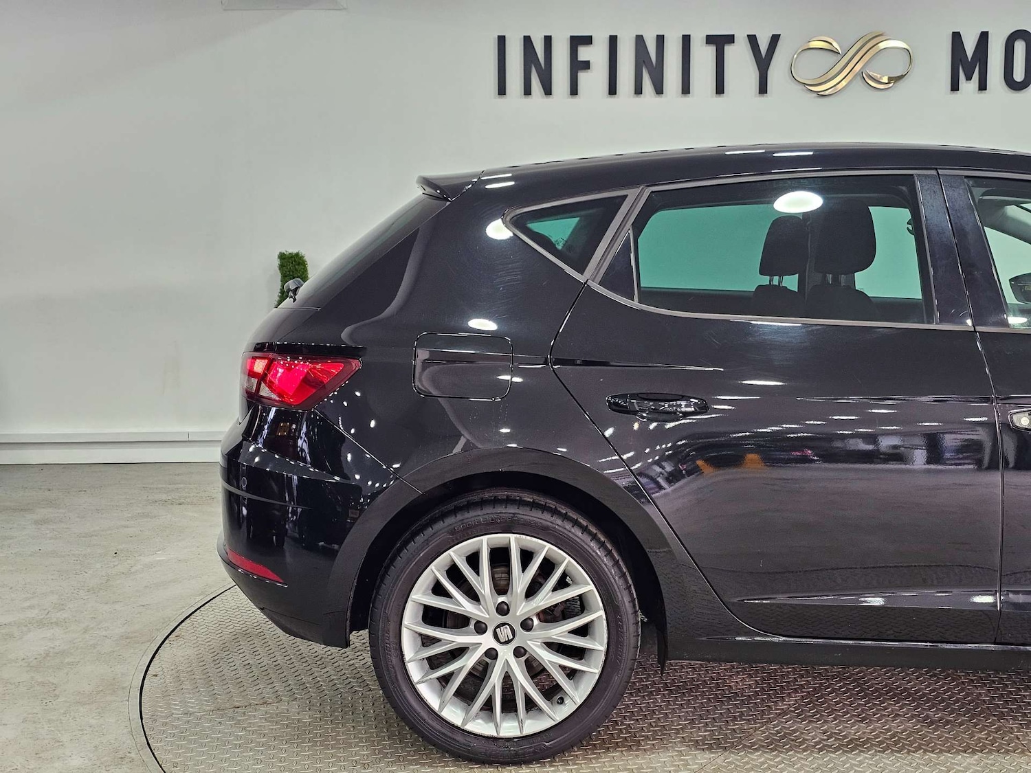 Used SEAT Leon 2019 for sale - 77022390: Photo 34