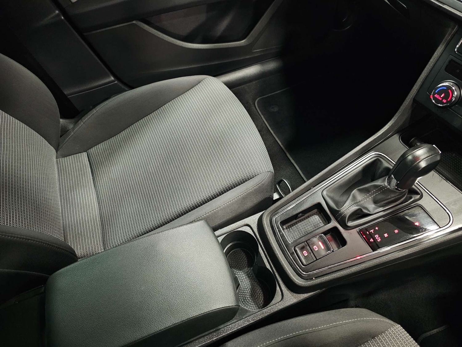 Used SEAT Leon 2019 for sale - 77022390: Photo 58