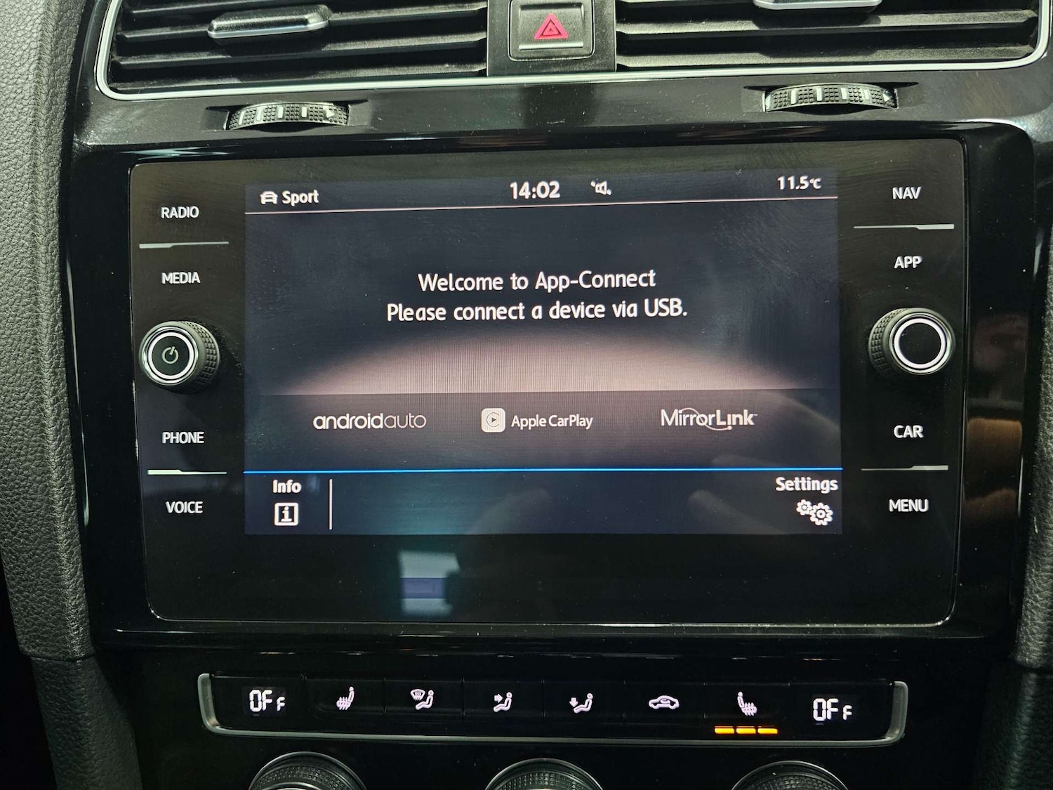 Used Volkswagen Golf 2017 for sale - 78016549: Photo 13