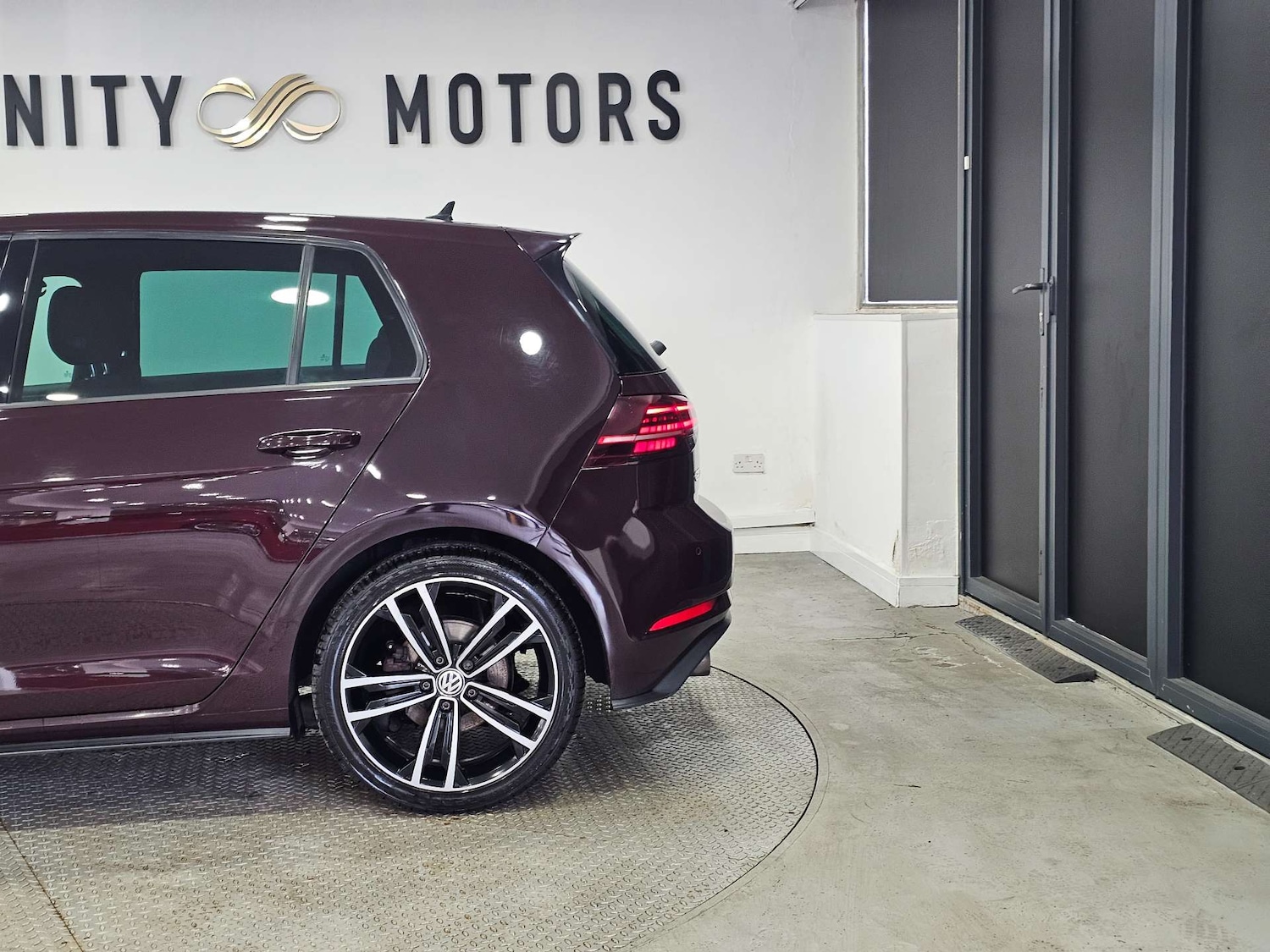 Used Volkswagen Golf 2017 for sale - 78016549: Photo 21