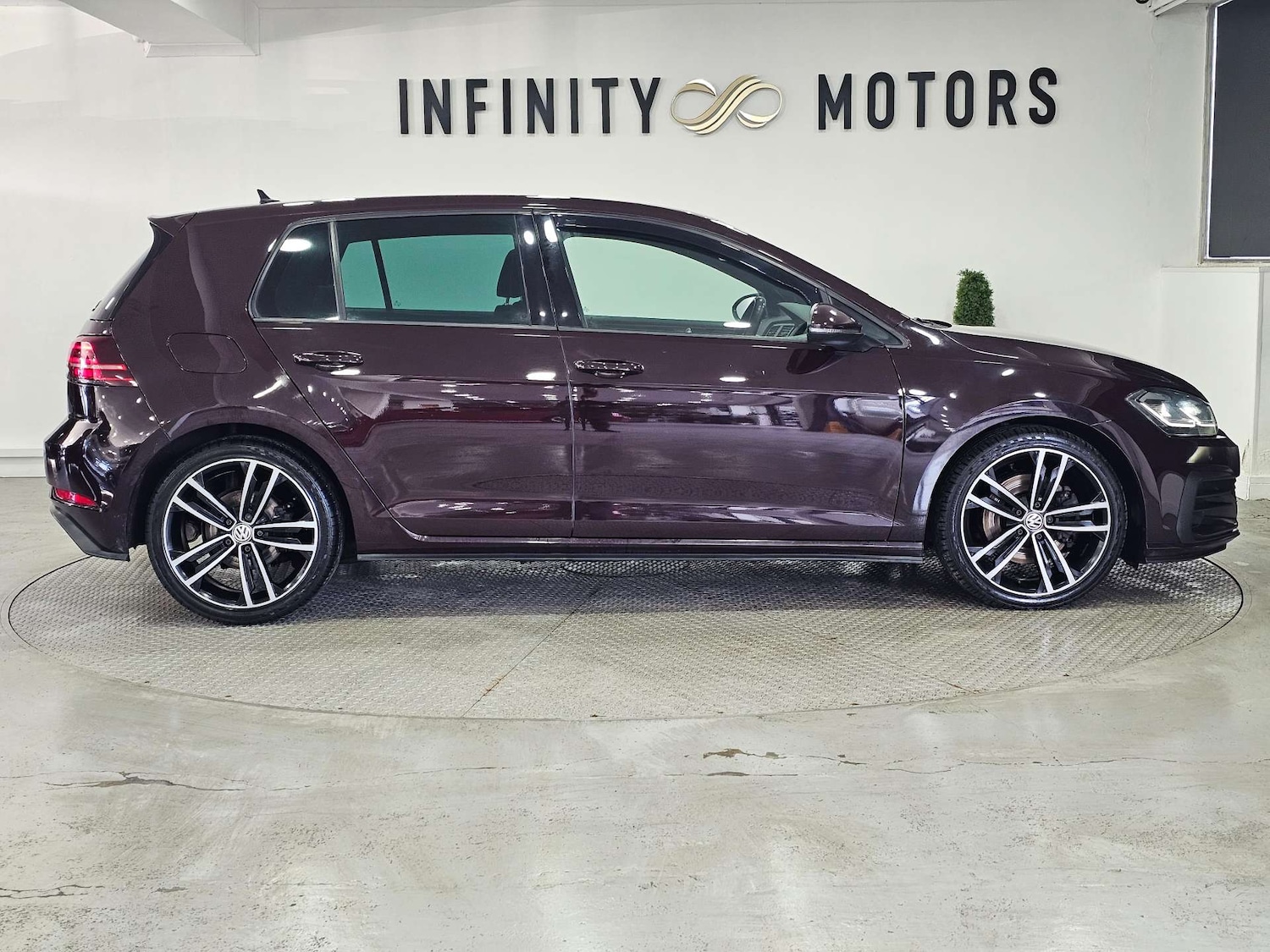 Used Volkswagen Golf 2017 for sale - 78016549: Photo 35