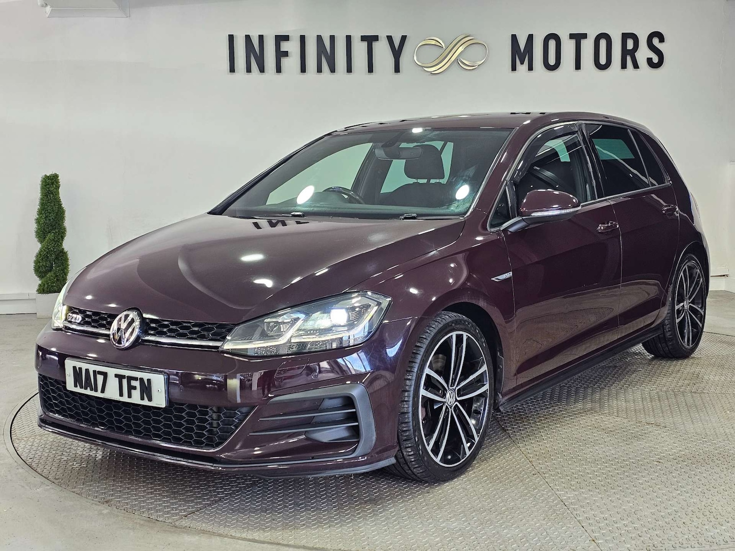 Used Volkswagen Golf 2017 for sale - 78016549: Photo 4