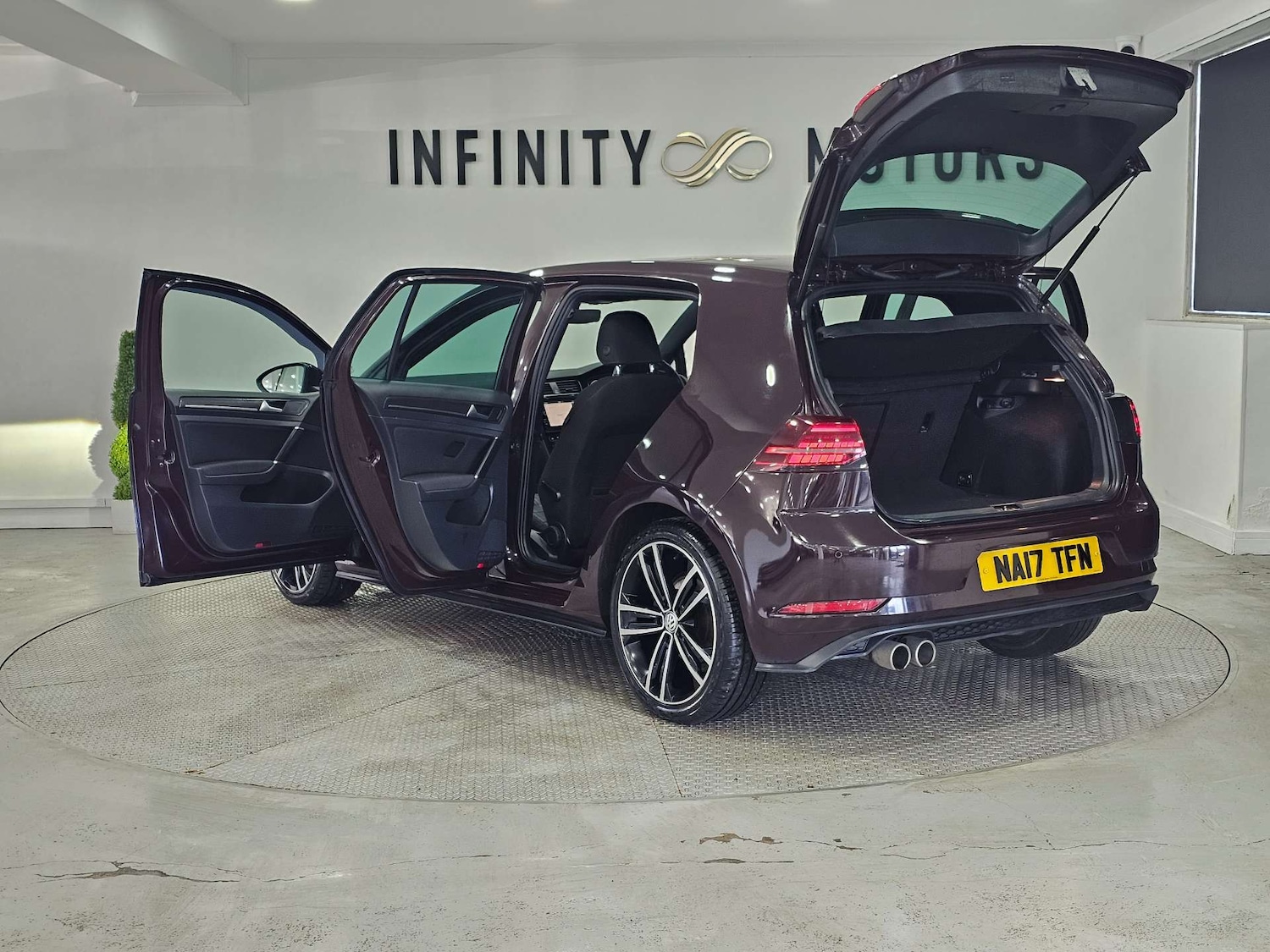 Used Volkswagen Golf 2017 for sale - 78016549: Photo 47