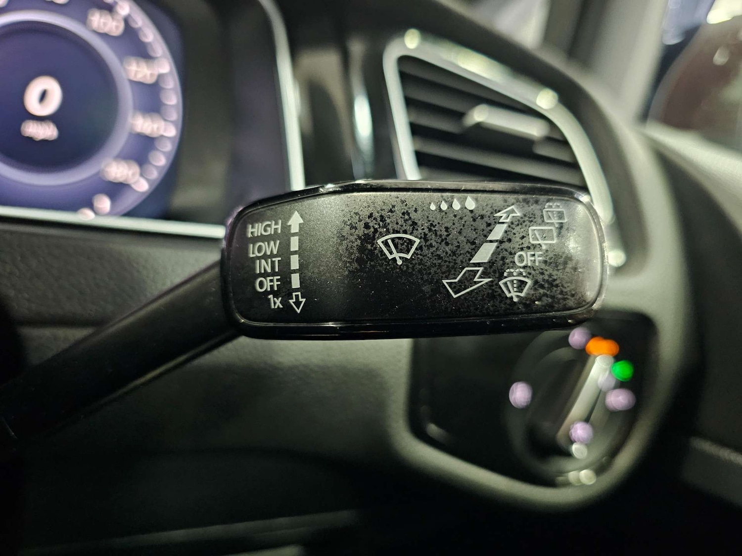 Used Volkswagen Golf 2017 for sale - 78016549: Photo 63