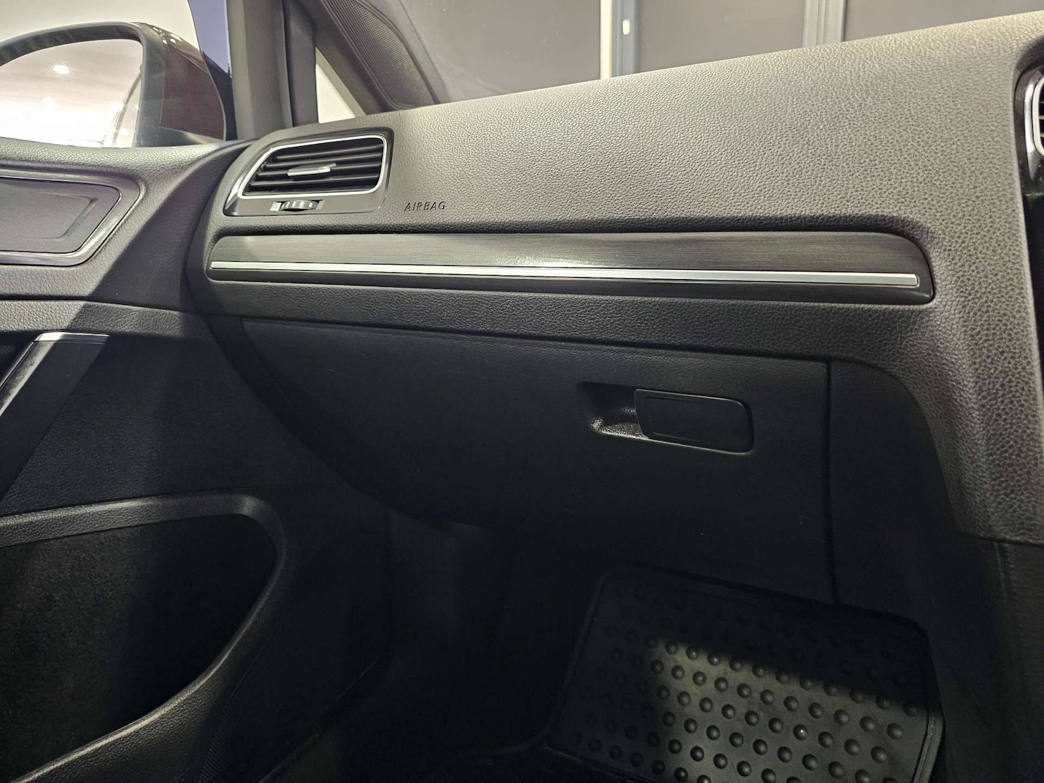 Used Volkswagen Golf 2017 for sale - 78016549: Photo 79