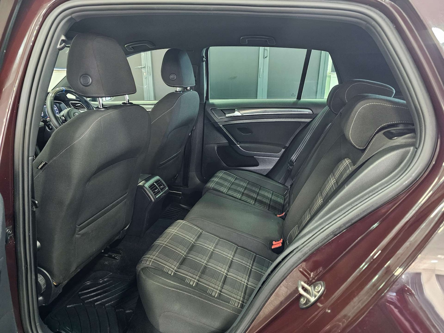 Used Volkswagen Golf 2017 for sale - 78016549: Photo 87