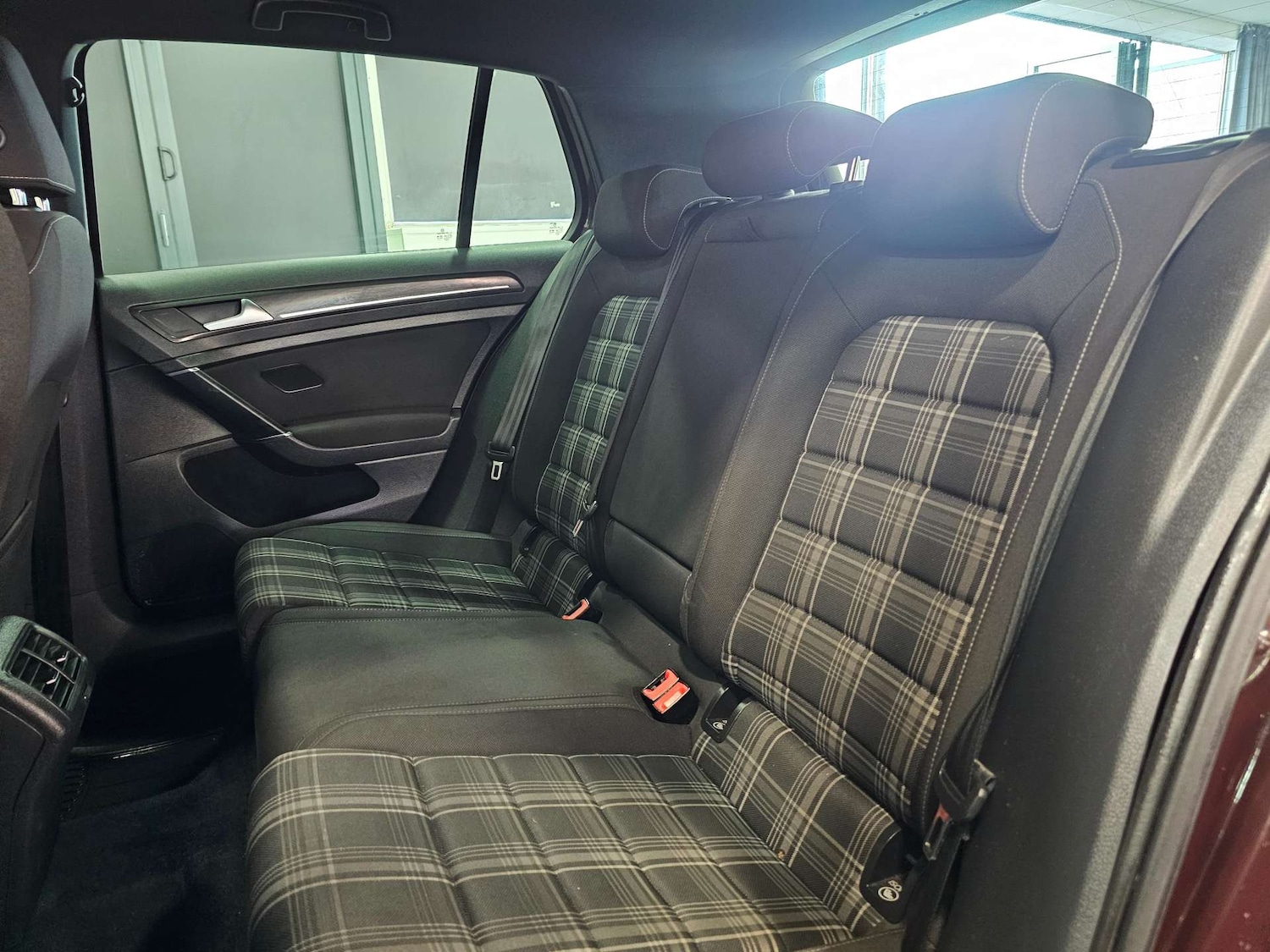 Used Volkswagen Golf 2017 for sale - 78016549: Photo 89