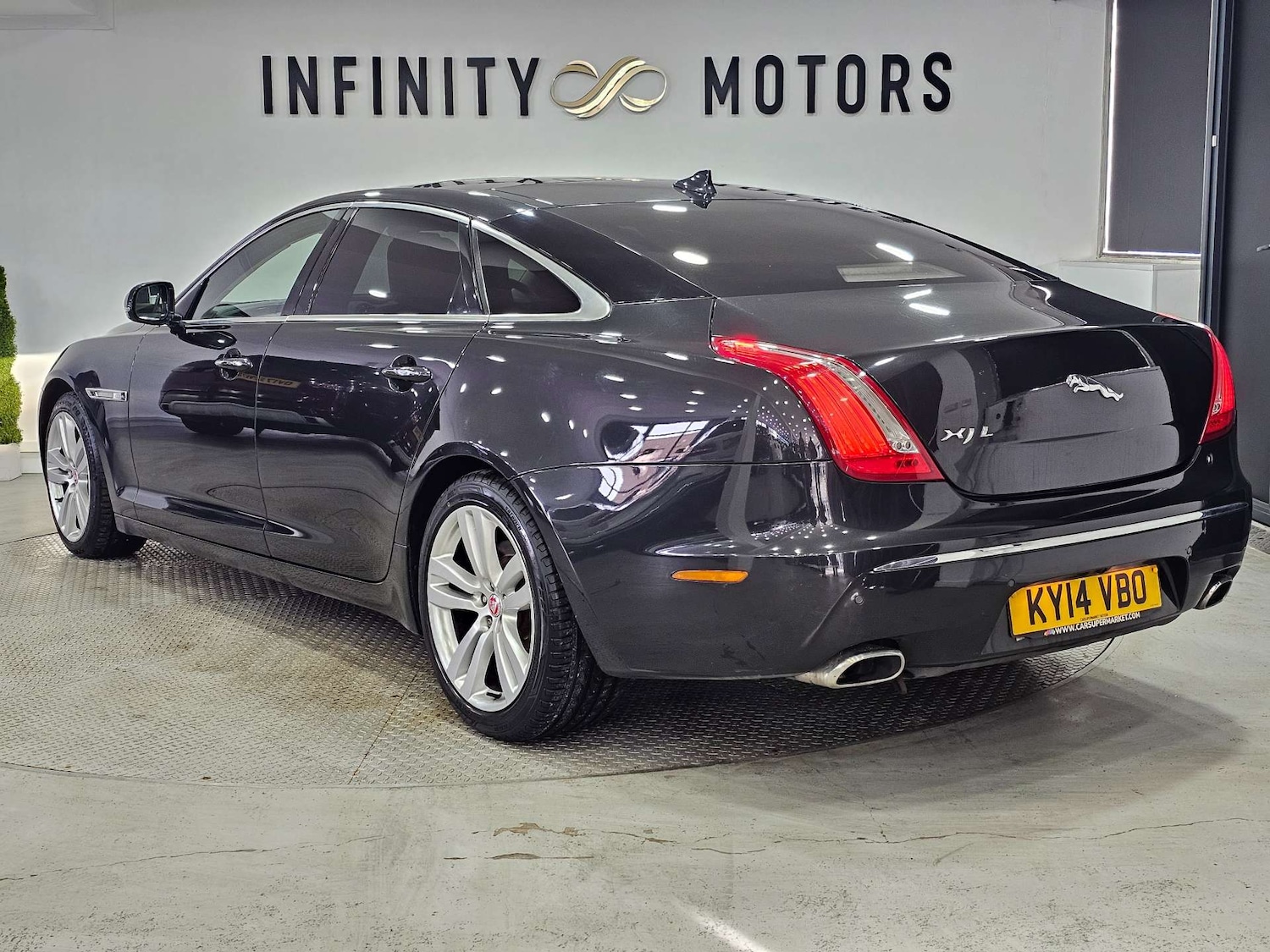 Used Jaguar XJ 2014 for sale - 77318484: Photo 27