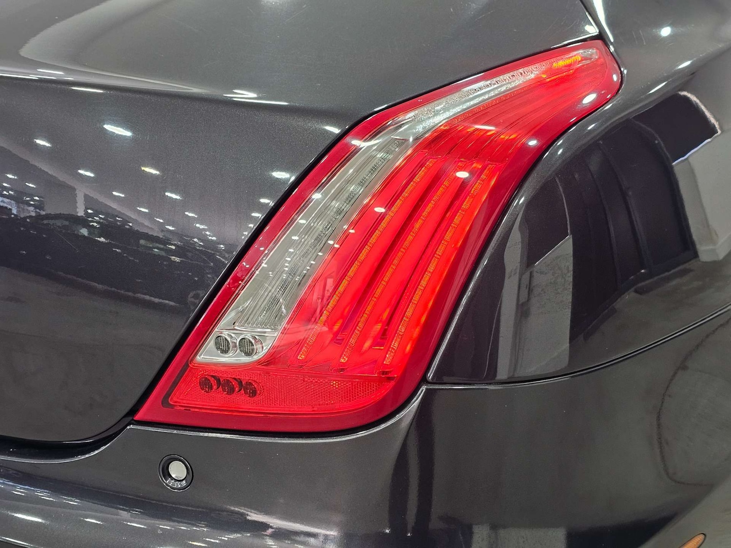 Used Jaguar XJ 2014 for sale - 77318484: Photo 32