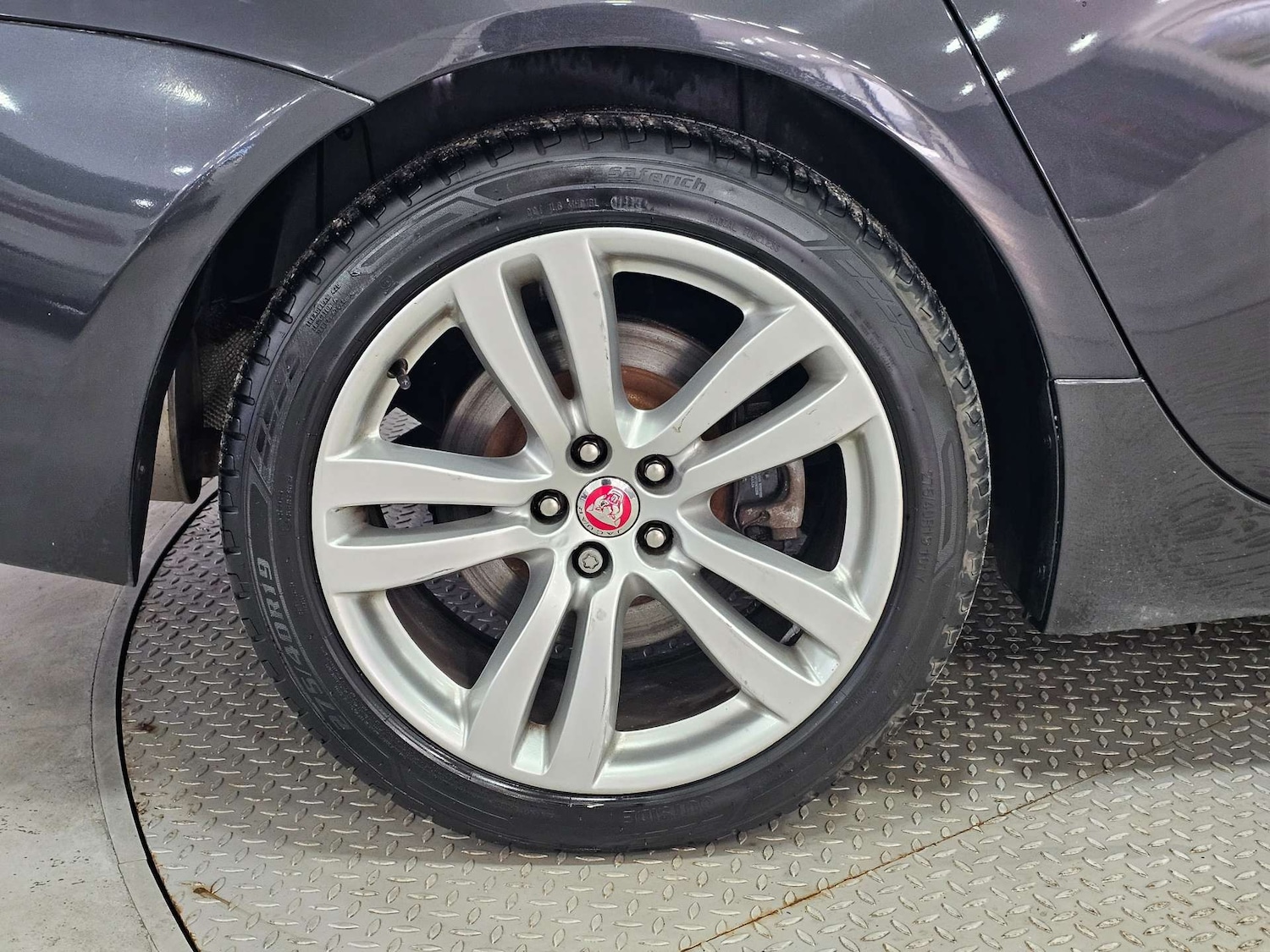 Used Jaguar XJ 2014 for sale - 77318484: Photo 38