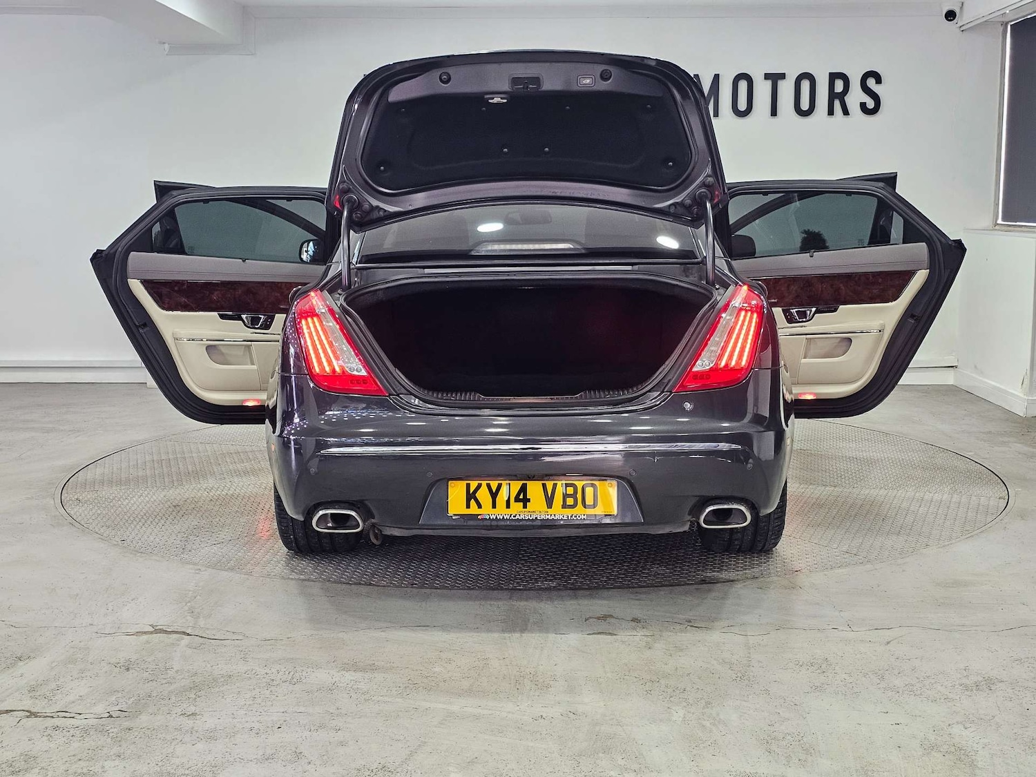 Used Jaguar XJ 2014 for sale - 77318484: Photo 48