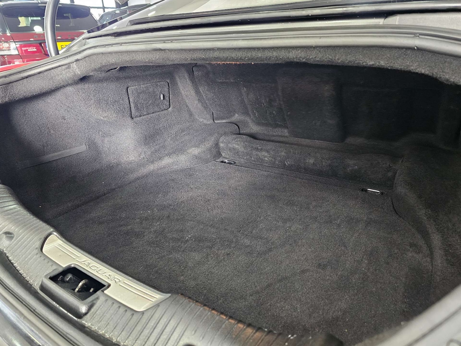 Used Jaguar XJ 2014 for sale - 77318484: Photo 87