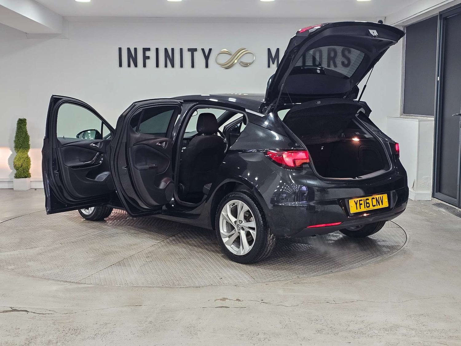 Used Vauxhall Astra 2016 for sale - 77850707: Photo 46