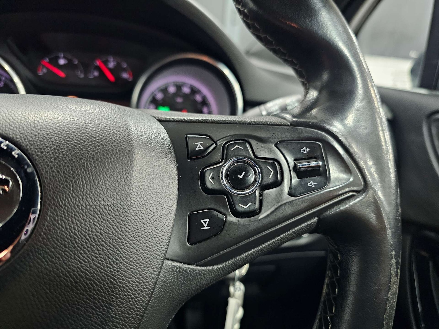 Used Vauxhall Astra 2016 for sale - 77850707: Photo 52