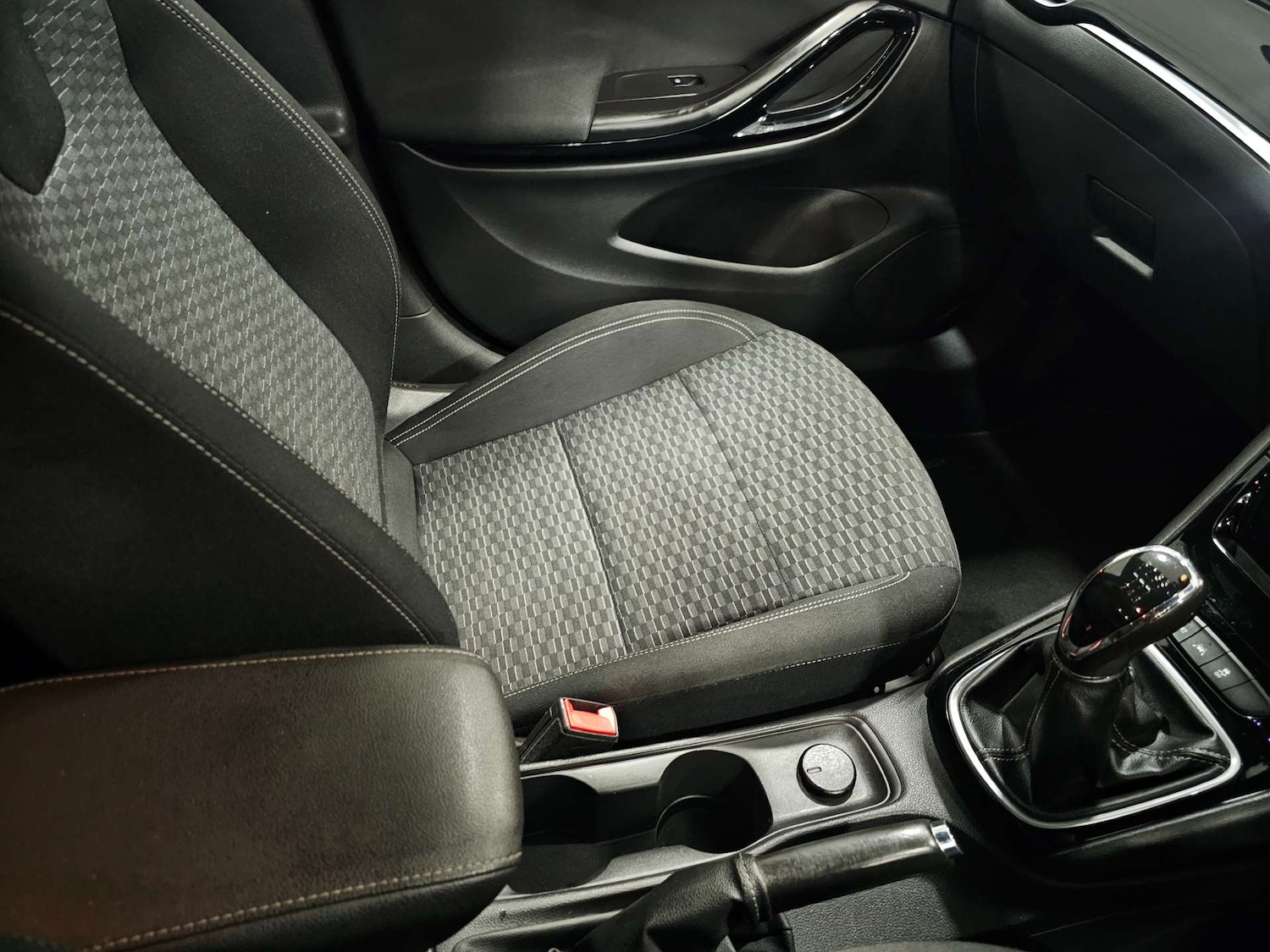 Used Vauxhall Astra 2016 for sale - 77850707: Photo 57