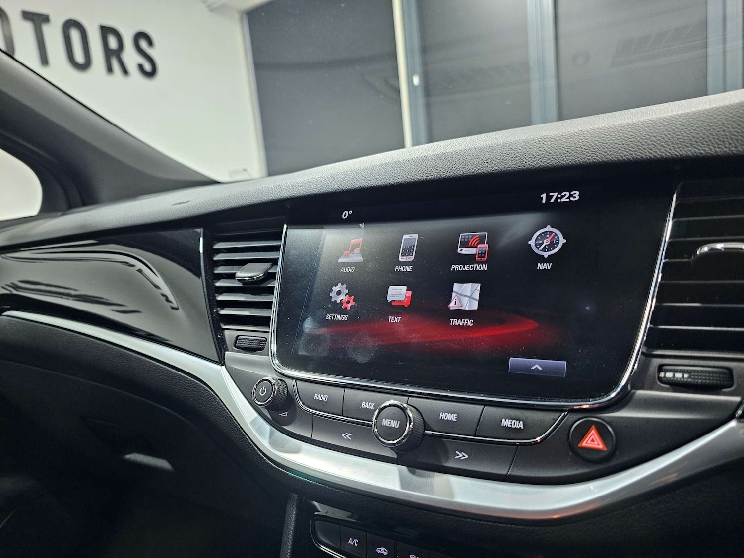 Used Vauxhall Astra 2016 for sale - 77850707: Photo 64