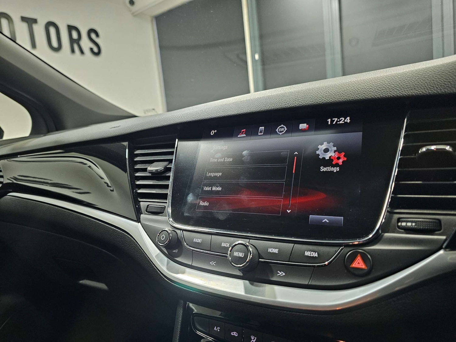 Used Vauxhall Astra 2016 for sale - 77850707: Photo 69