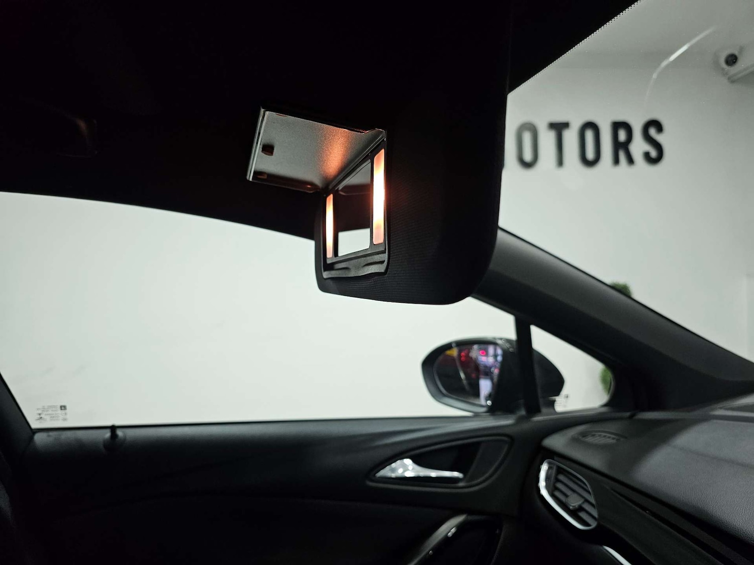 Used Vauxhall Astra 2016 for sale - 77850707: Photo 74