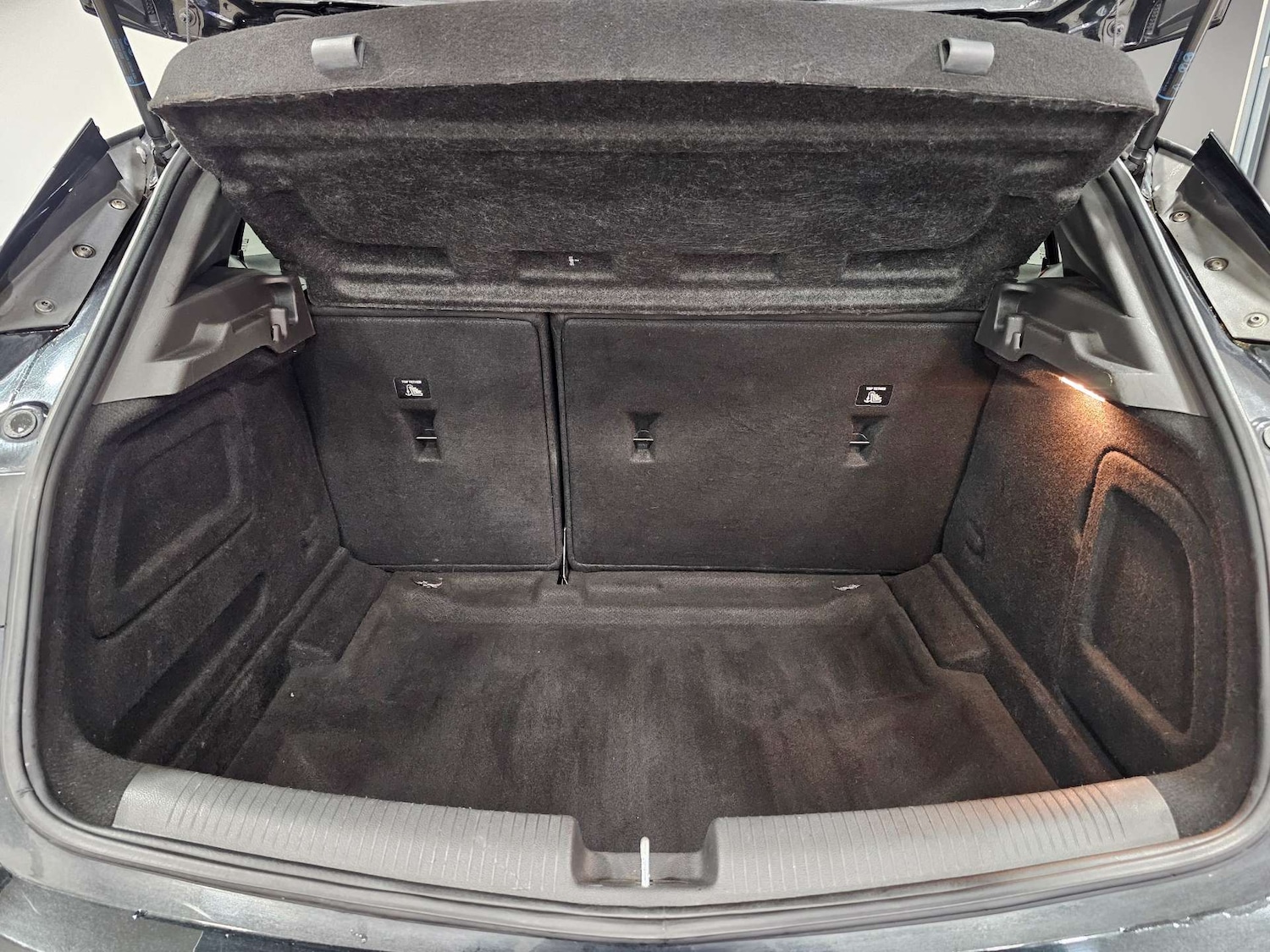 Used Vauxhall Astra 2016 for sale - 77850707: Photo 80