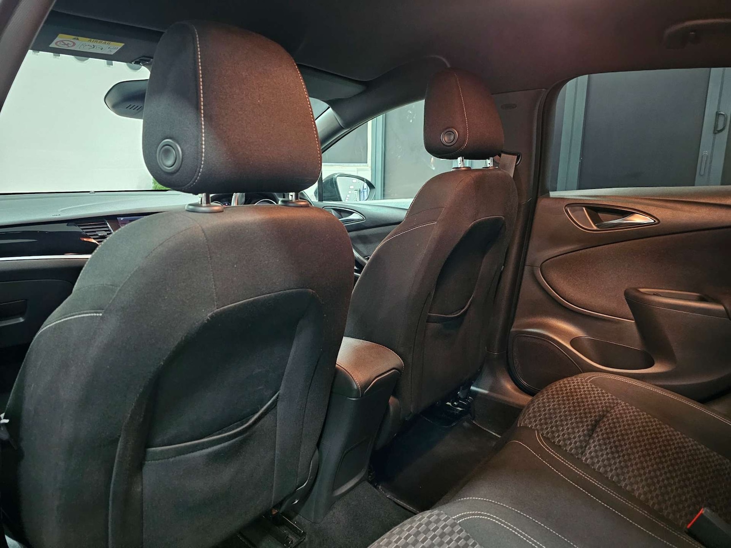 Used Vauxhall Astra 2016 for sale - 77850707: Photo 82