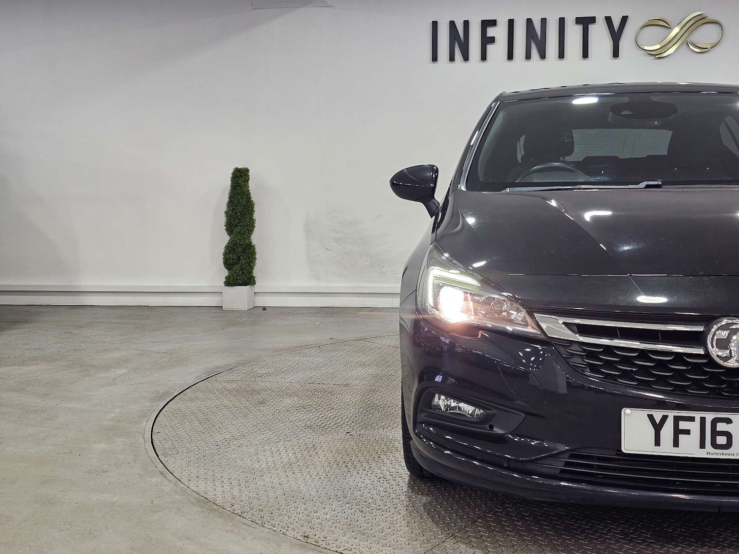 Used Vauxhall Astra 2016 for sale - 77850707: Photo 9