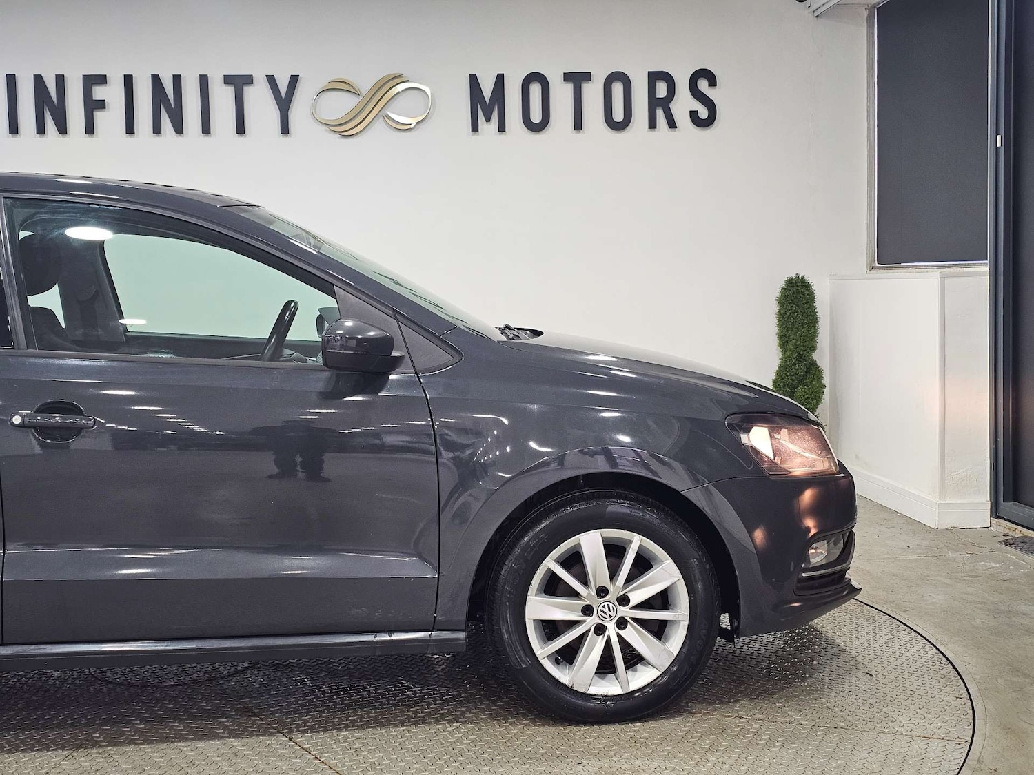 Used Volkswagen Polo 2016 for sale - 76972416: Photo 36