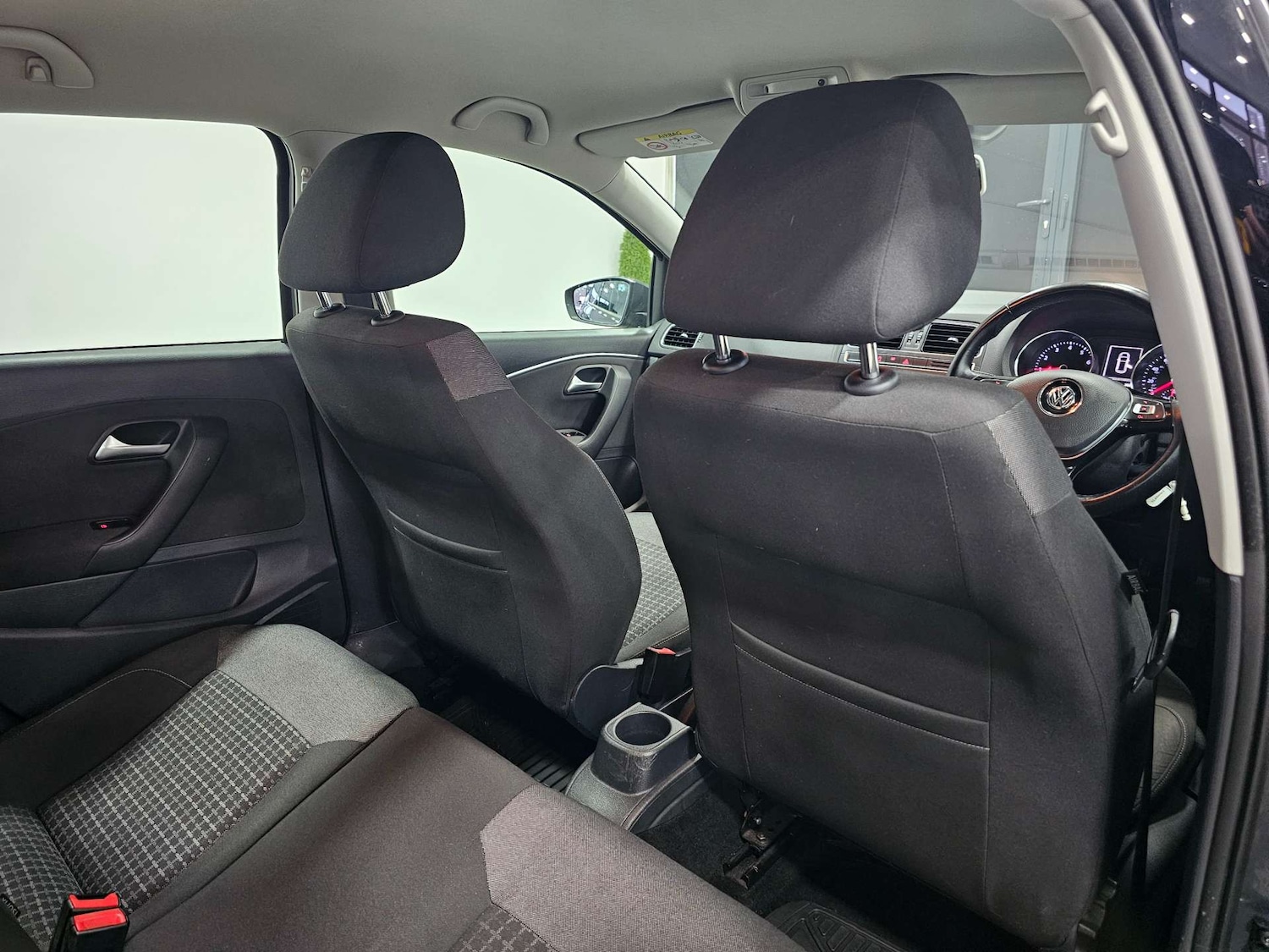 Used Volkswagen Polo 2016 for sale - 76972416: Photo 75