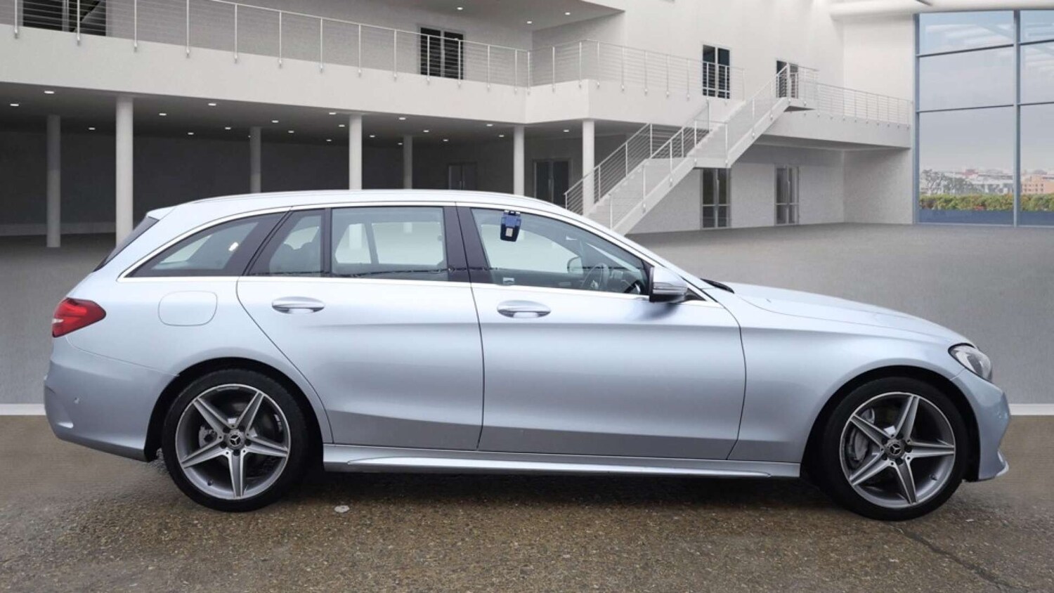 Used Mercedes-Benz C Class 2017 for sale - 77047459: Photo 6