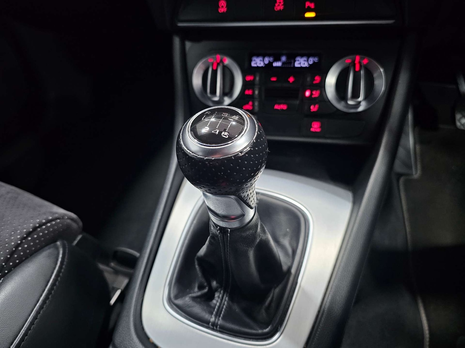 Used Audi Q3 2014 for sale - 77249264: Photo 10