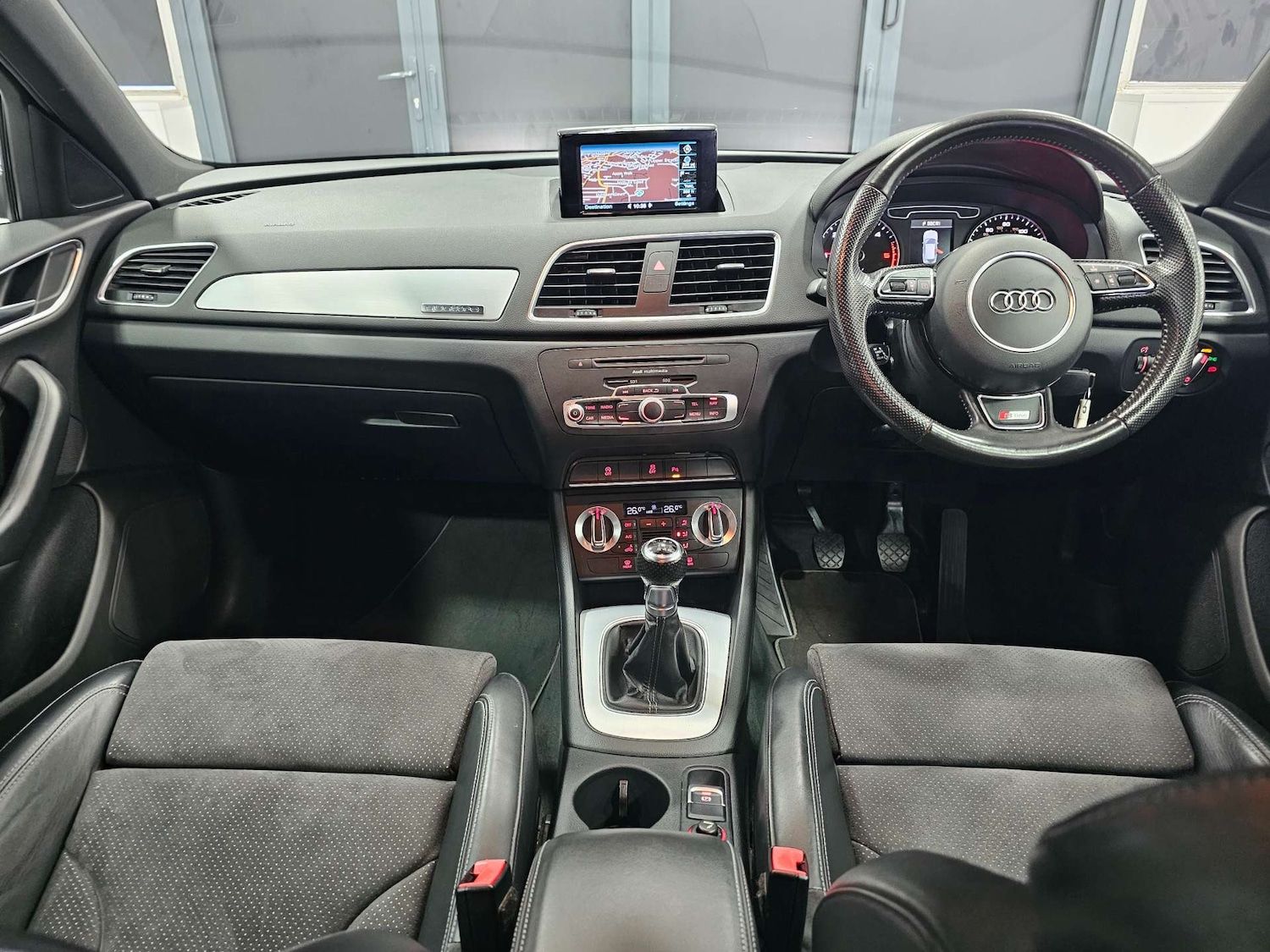 Used Audi Q3 2014 for sale - 77249264: Photo 15