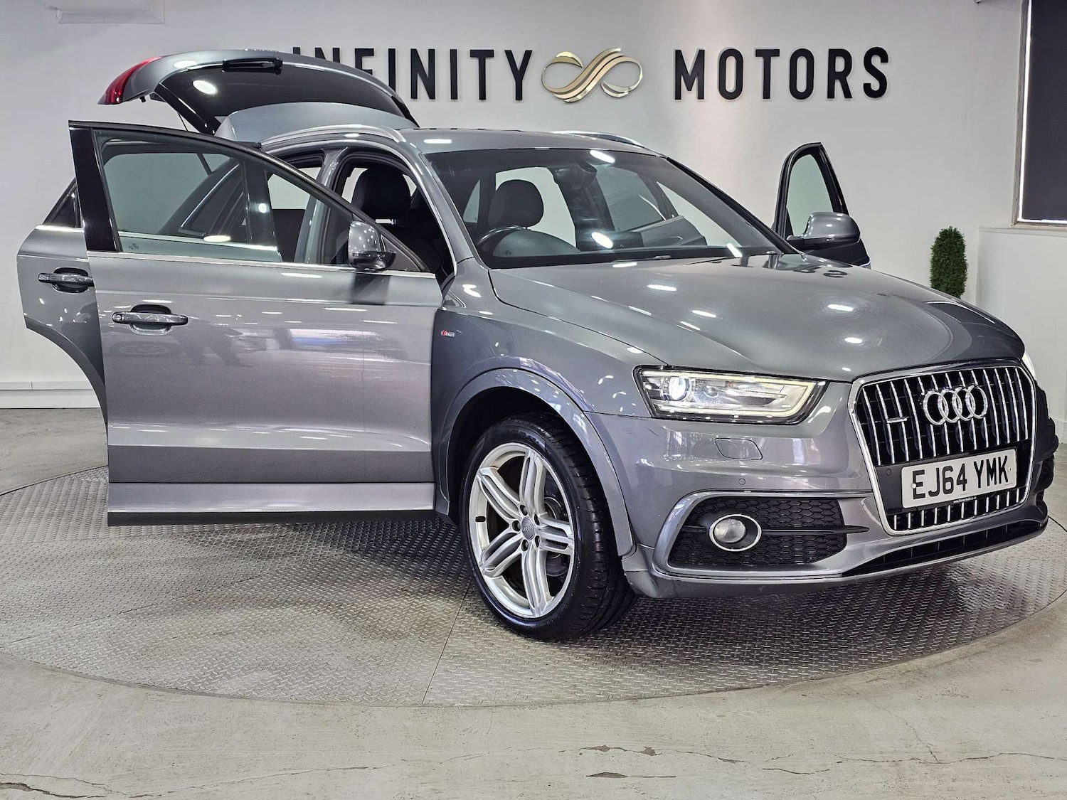 Used Audi Q3 2014 for sale - 77249264: Photo 42