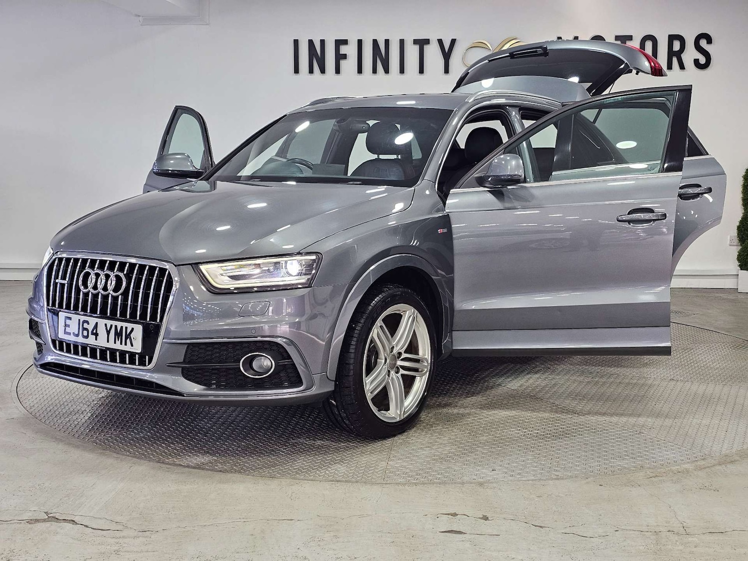 Used Audi Q3 2014 for sale - 77249264: Photo 44