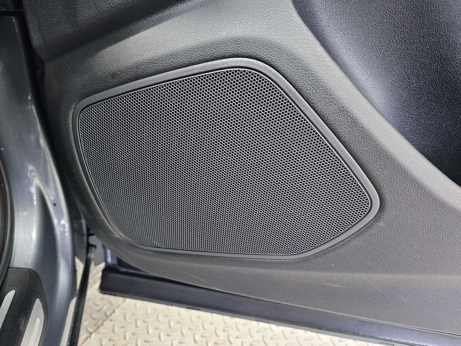 Used Audi Q3 2014 for sale - 77249264: Photo 52