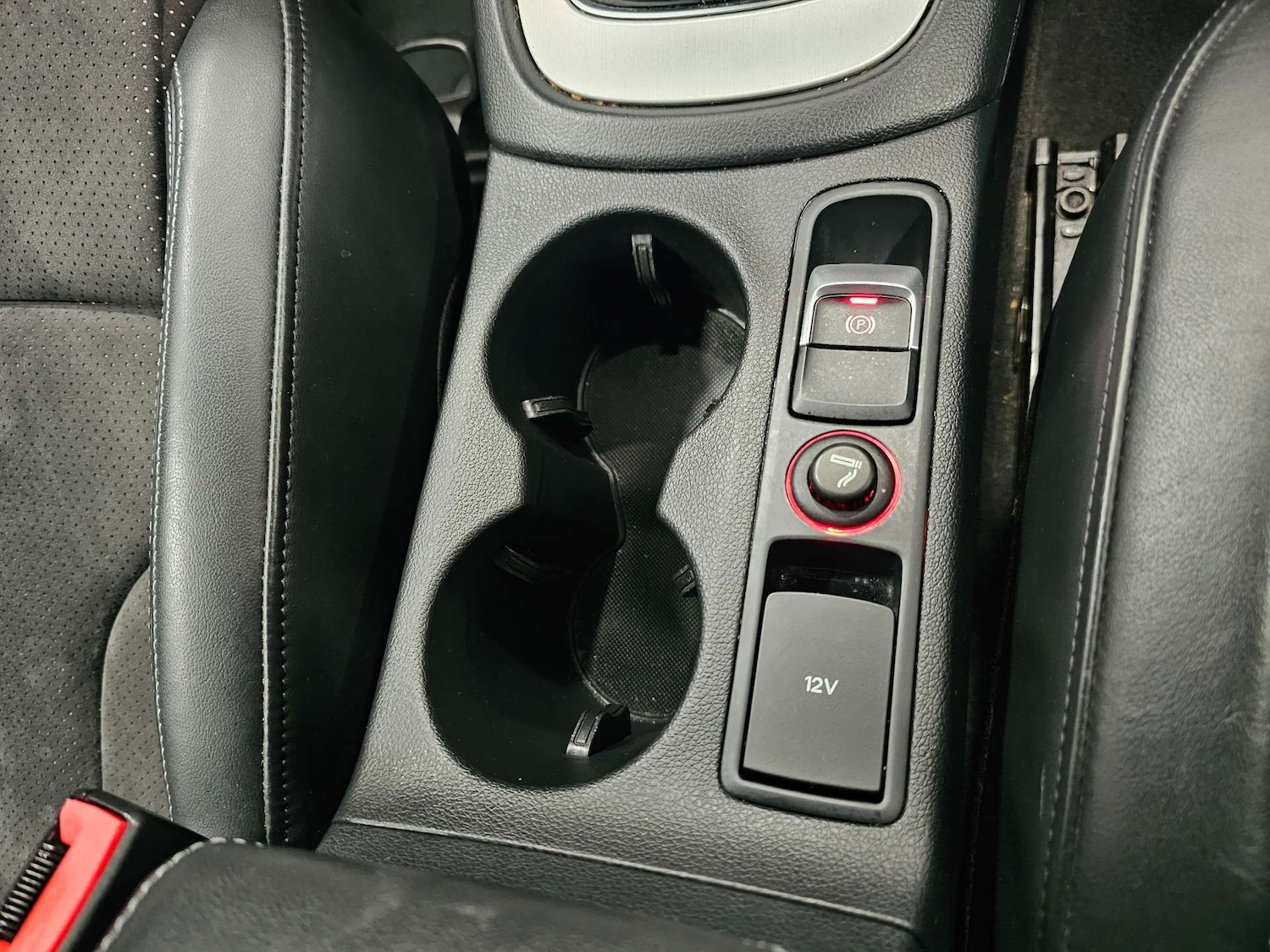 Used Audi Q3 2014 for sale - 77249264: Photo 65