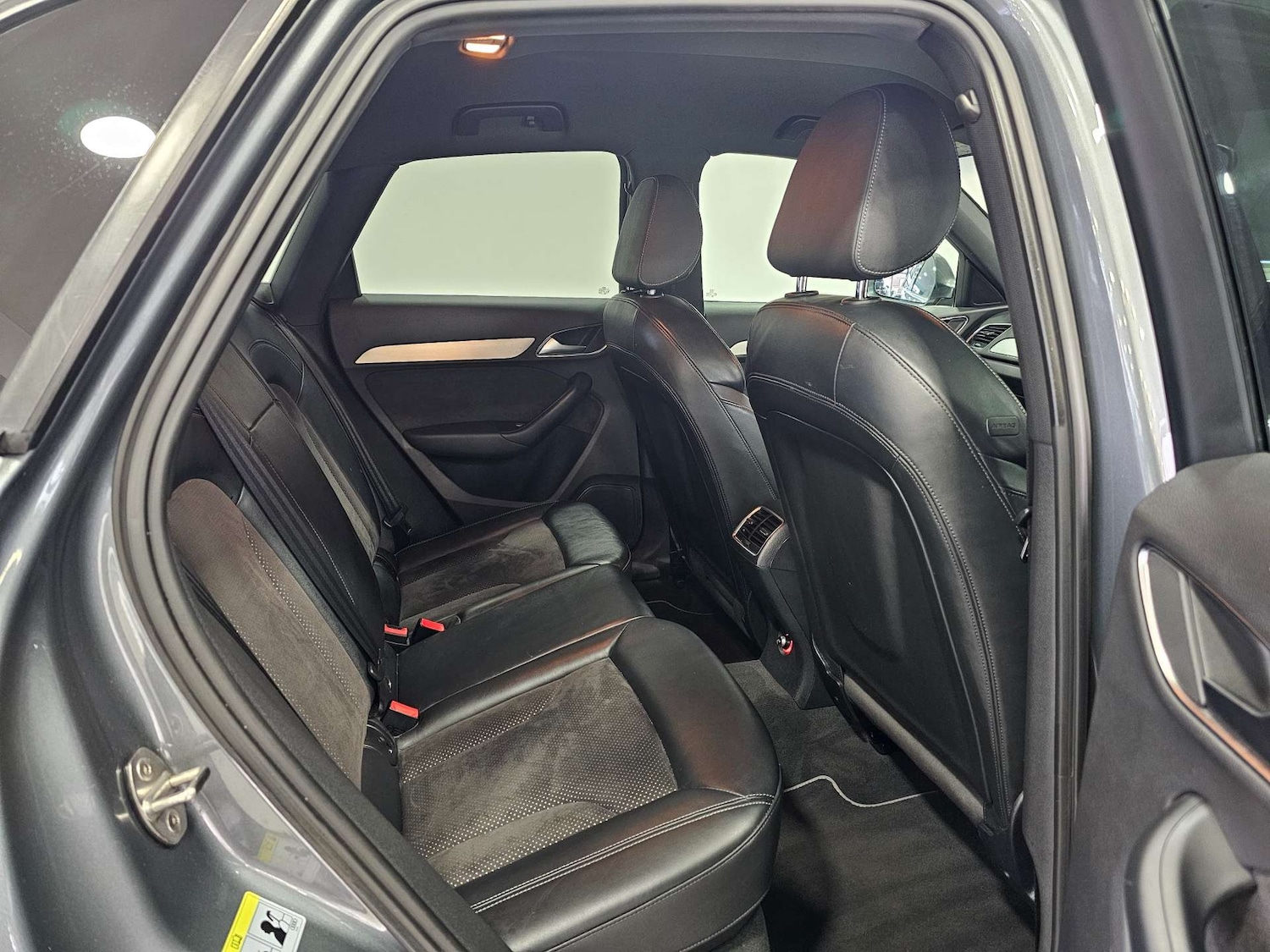 Used Audi Q3 2014 for sale - 77249264: Photo 79