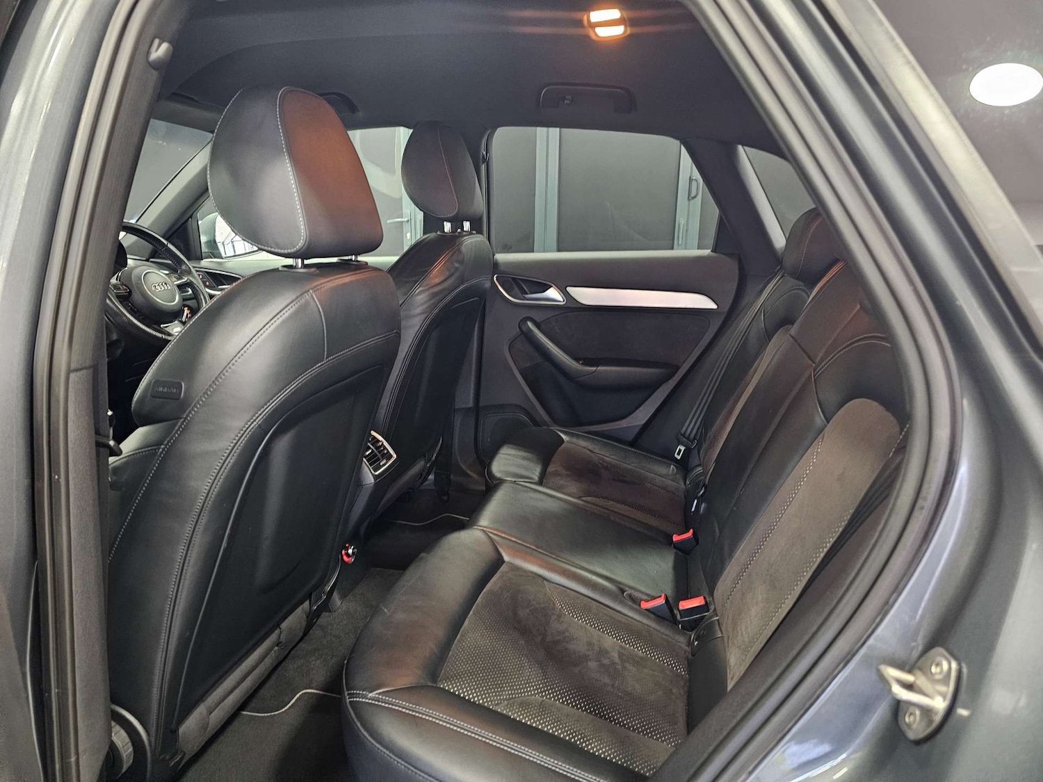 Used Audi Q3 2014 for sale - 77249264: Photo 86