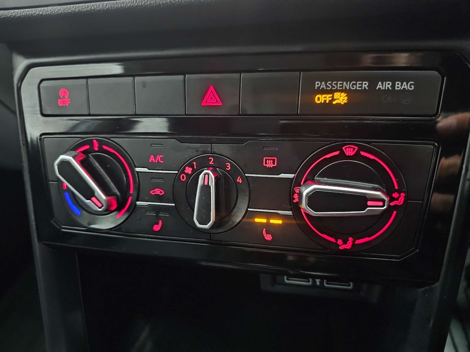 Used Volkswagen T-Cross 2019 for sale - 77700905: Photo 15