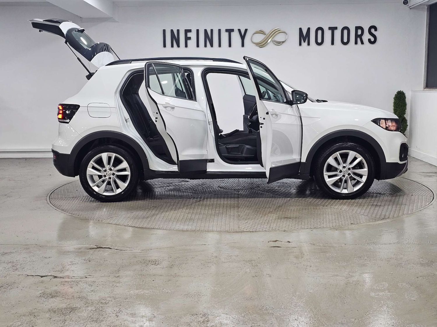 Used Volkswagen T-Cross 2019 for sale - 77700905: Photo 42