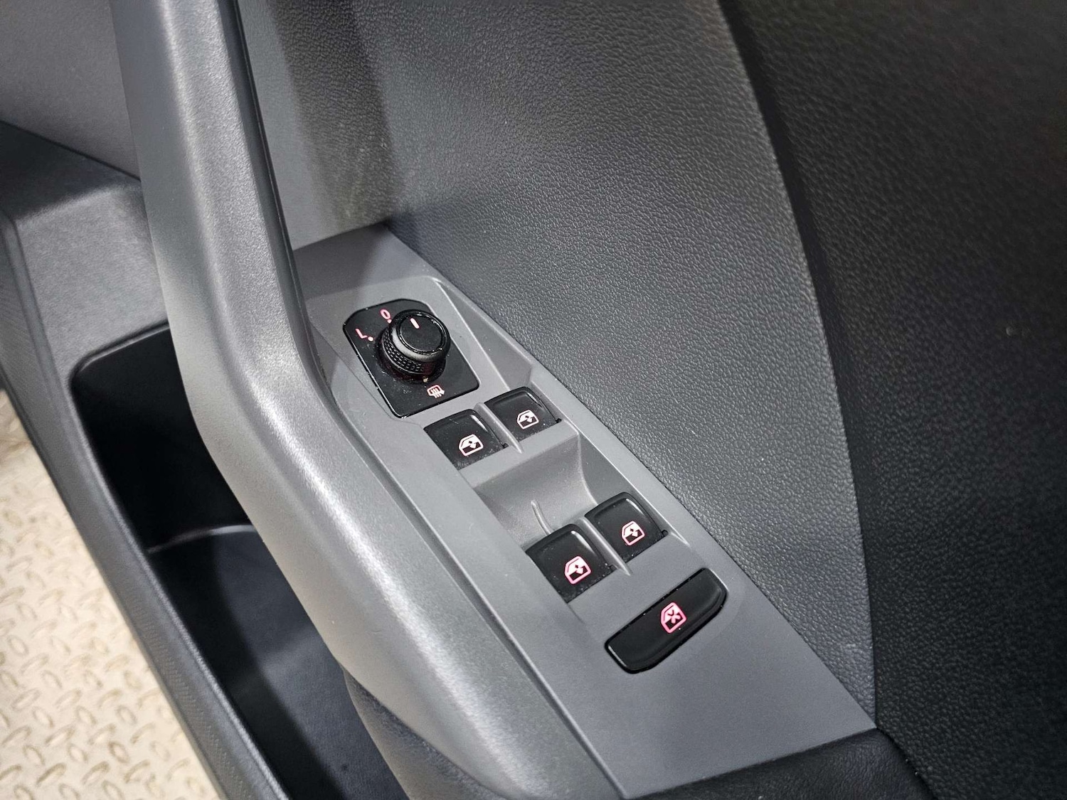 Used Volkswagen T-Cross 2019 for sale - 77700905: Photo 54