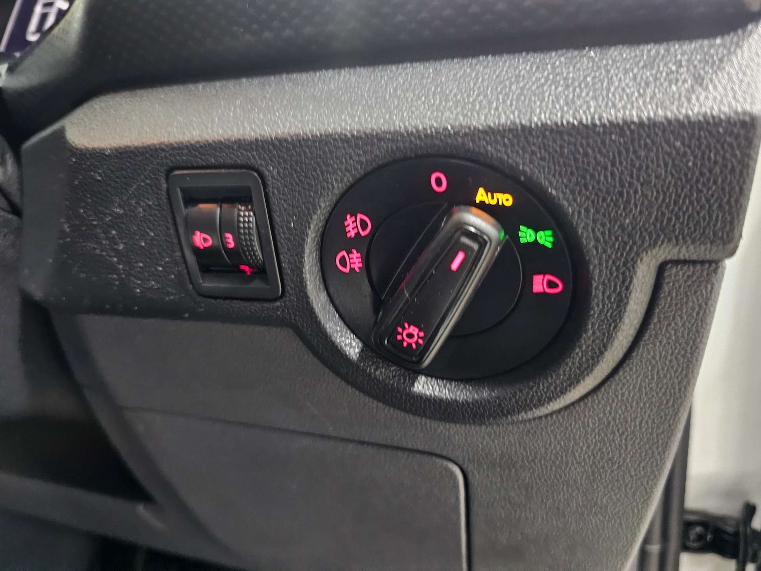 Used Volkswagen T-Cross 2019 for sale - 77700905: Photo 59