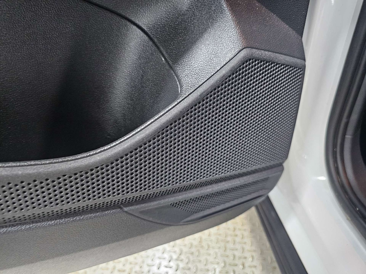 Used Volkswagen T-Cross 2019 for sale - 77700905: Photo 85